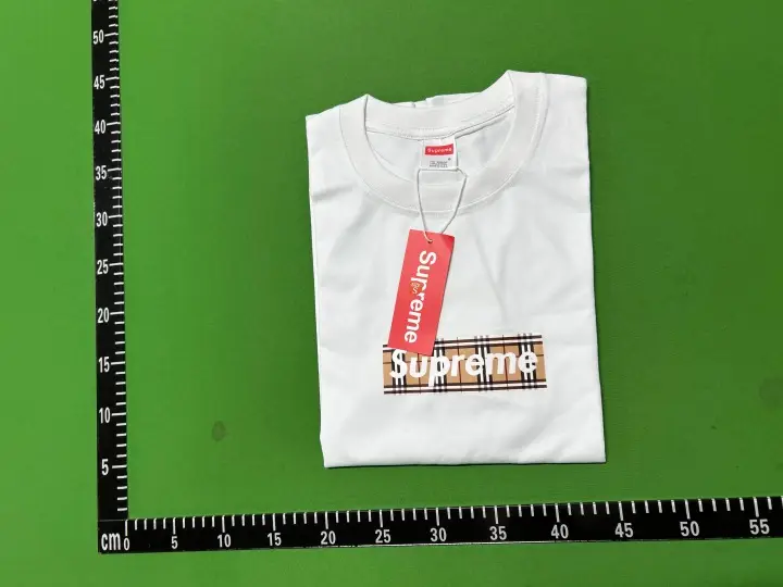 Supreme Burberry Tee QC photo 13