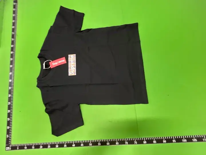 Supreme Burberry Tee QC photo 3