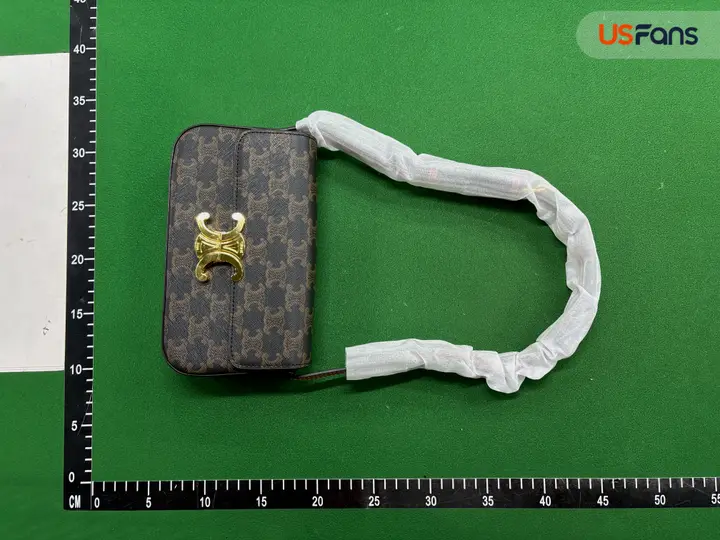 CELINE Bag QC photo 10