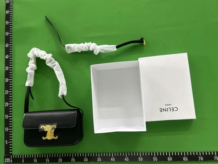 CELINE Bag QC photo 5