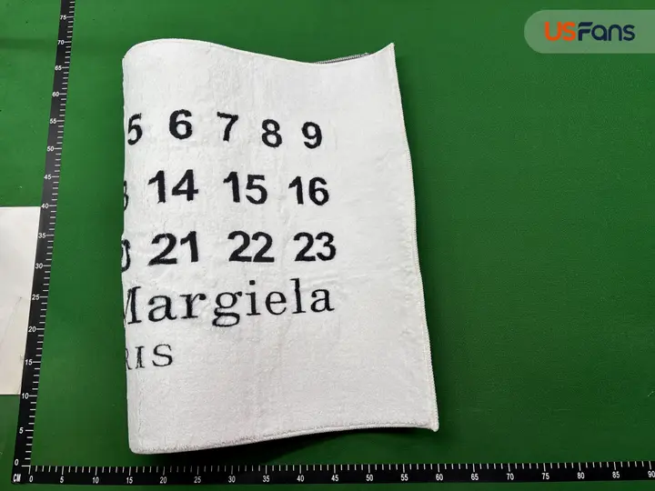 Maison Margiela Carpet QC photo 3