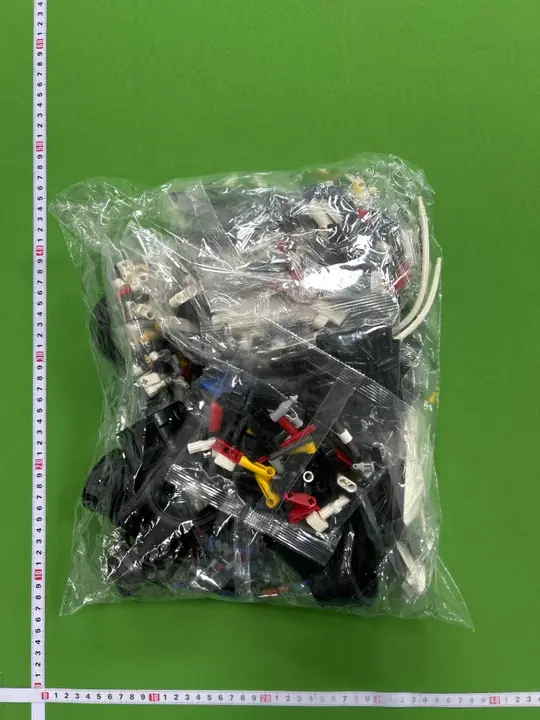 LEGO Bugatti QC photo 2