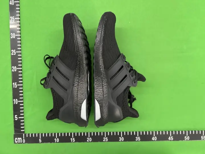 Adidas Ultraboost QC photo 14