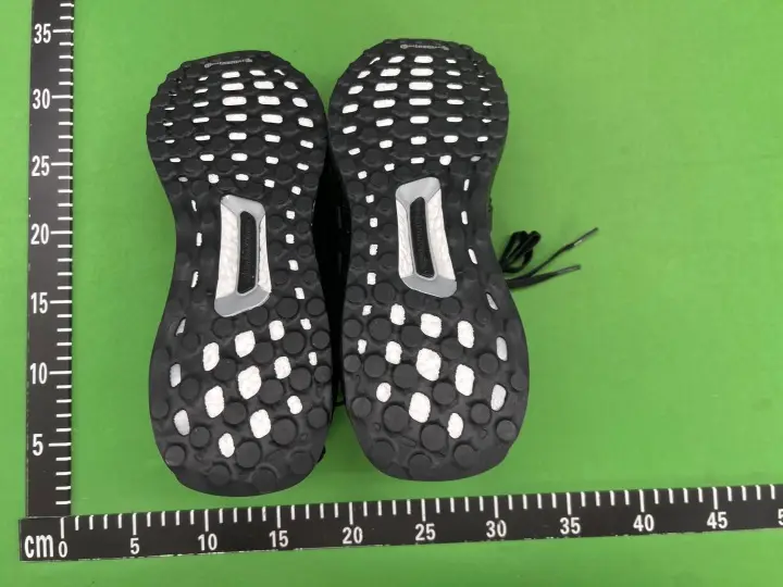 Adidas Ultraboost QC photo 7