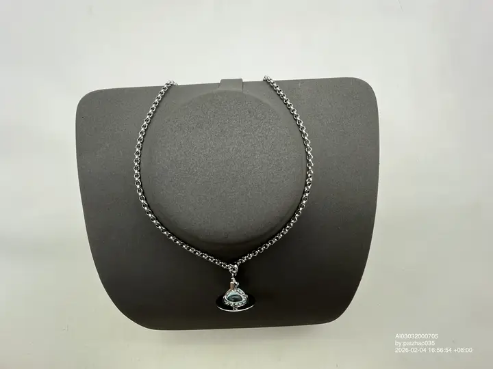 Vivienne Westwood Necklaces QC photo 10
