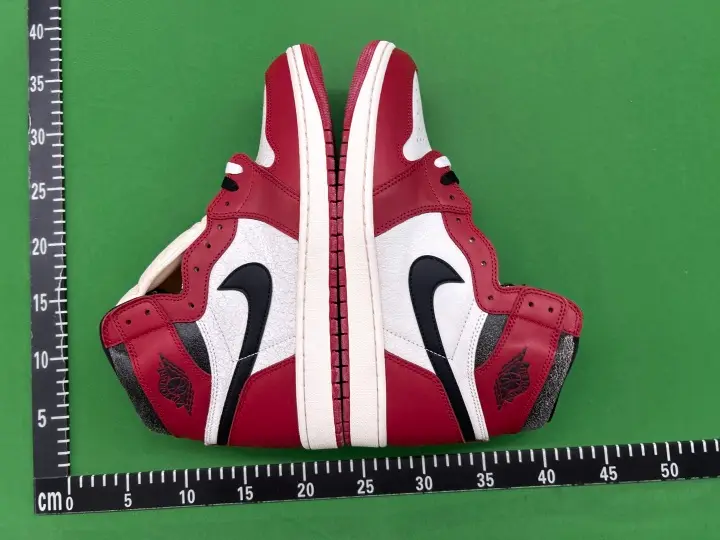 Jordan 1 Court Purple QC photo 8