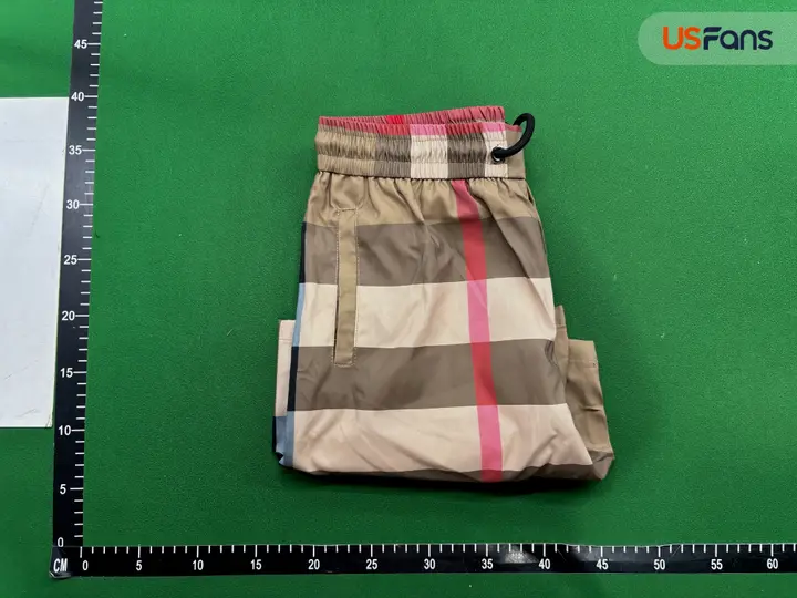 Burberry Shorts QC photo 12