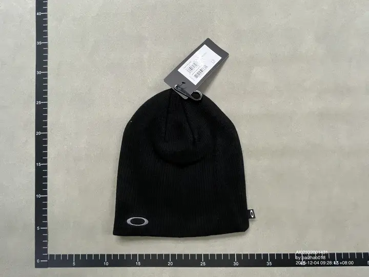 Oakley Beanie QC photo 11