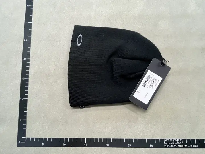 Oakley Beanie QC photo 18