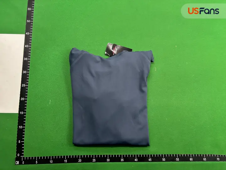 Lululemon Compression Long Sleeve T-Shirt QC photo 4