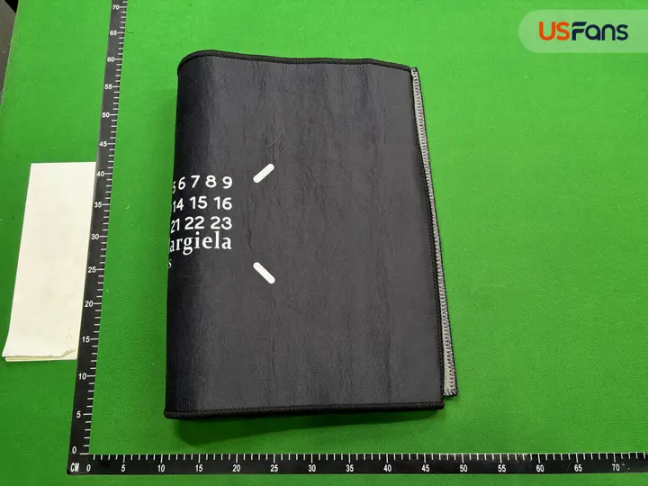 Maison Margiela Black Mat QC photo 3