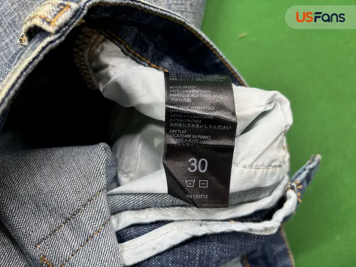 Amiri Jeans QC photo 5