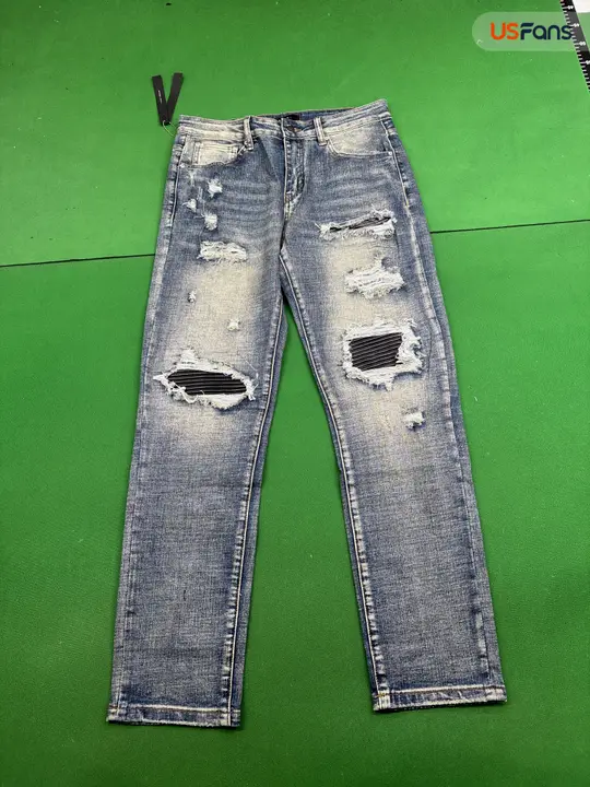 Amiri Jeans QC photo 6