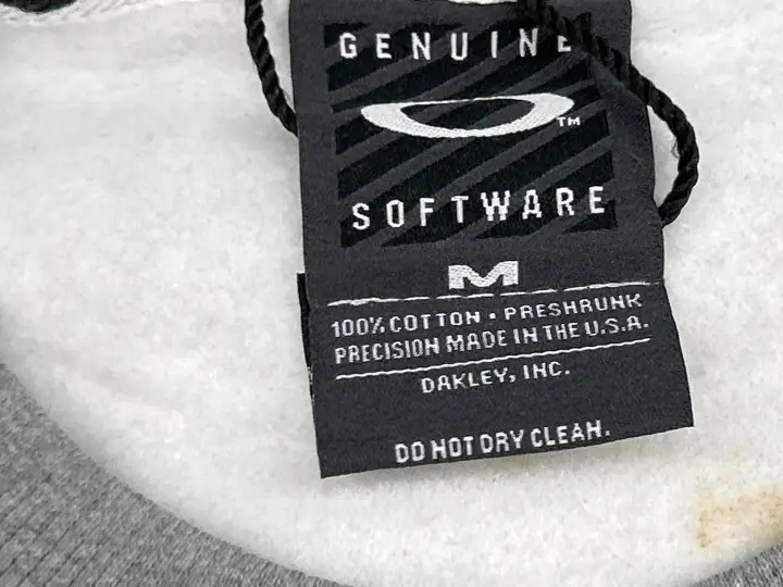 Oakley Hoodie QC photo 2