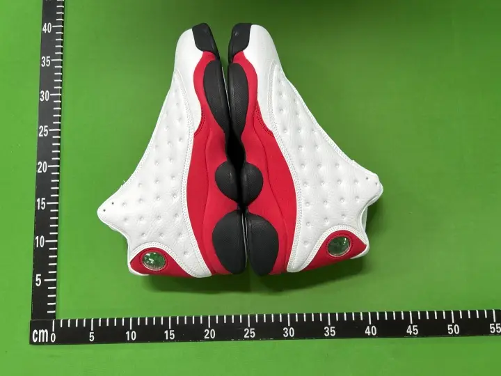 Jordan 13 Chicago QC photo 13