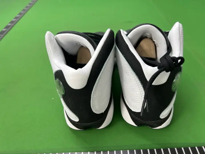 Jordan 13 Chicago QC photo 3