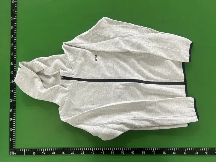 SIX PM Hoodie QC photo 3