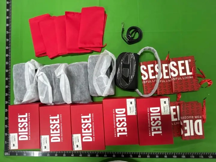 Diesel Bag QC photo 14