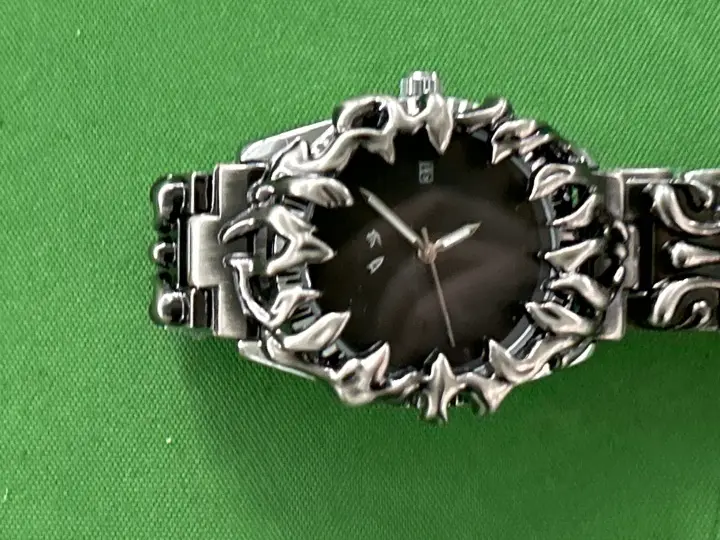 Alabaster Watch QC photo 9