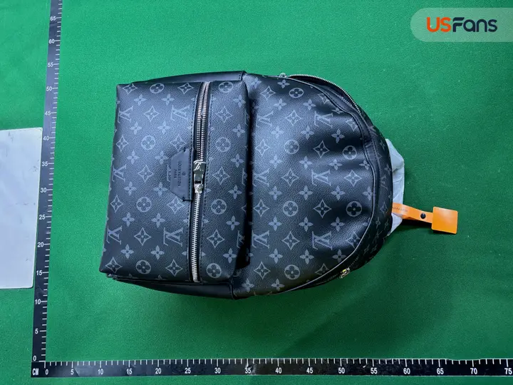 LV Backpack QC photo 14