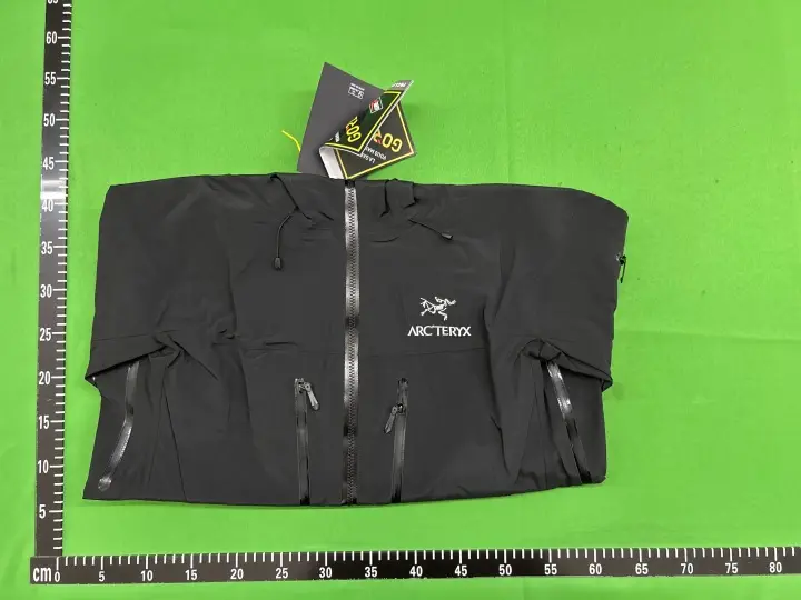 Arc'teryx SV Jacket Beams QC photo 1