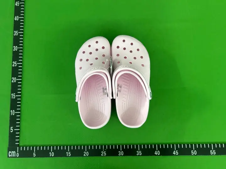 Crocs Classic Model Shoes QC photo 1