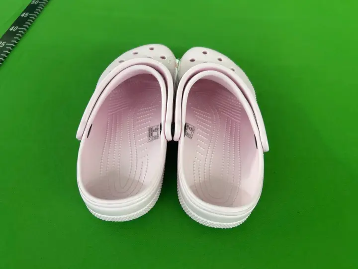 Crocs Classic Model Shoes QC photo 2