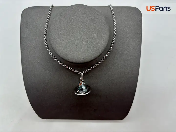 Vivienne Westwood Necklaces QC photo 14