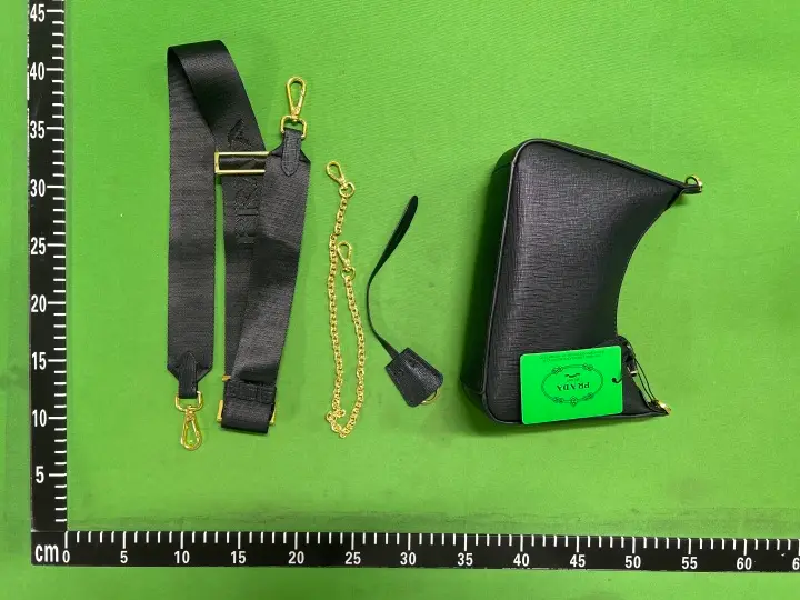 Prada Re-Edition Bag QC photo 3