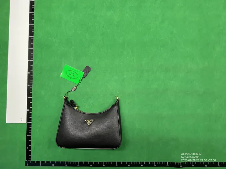 Prada Re-Edition Bag QC photo 9