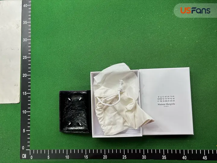 Margiela Wallet QC photo 14