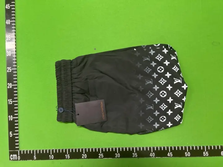 LV Shorts QC photo 16