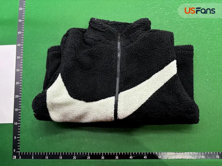 Nike Vest QC photo 16