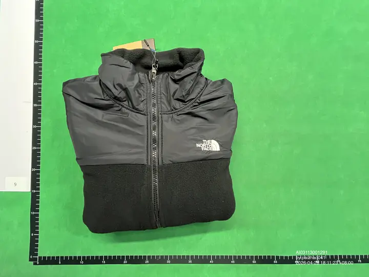 TNF Windbreaker Jacket QC photo 1