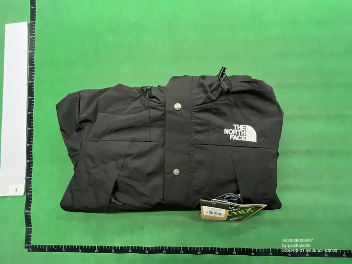 TNF Windbreaker Jacket QC photo 5