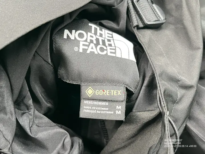 TNF Windbreaker Jacket QC photo 8