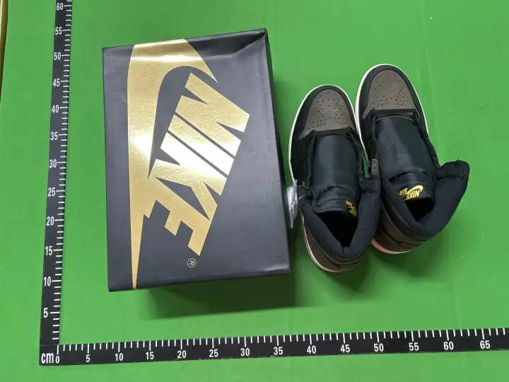 Jordan 1 Mocha QC photo 2