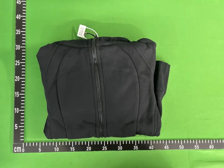 Lululemon Scuba Hoodie QC photo 1