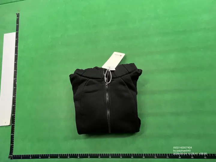 Lululemon Scuba Hoodie QC photo 5