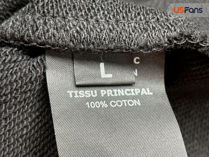 Vetements "Free Hugs" Zip-Up QC photo 1