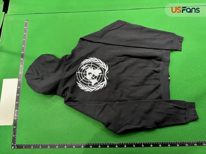 Vetements "Free Hugs" Zip-Up QC photo 7