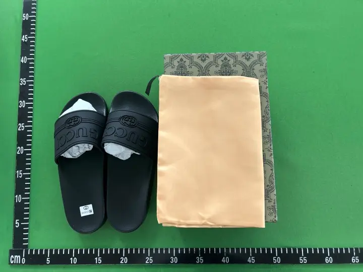 GUCCI Flip Flops QC photo 18