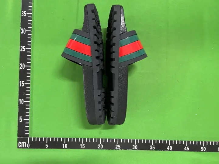GUCCI Flip Flops QC photo 4
