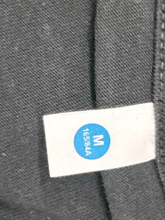 Vetements Tees QC photo 2
