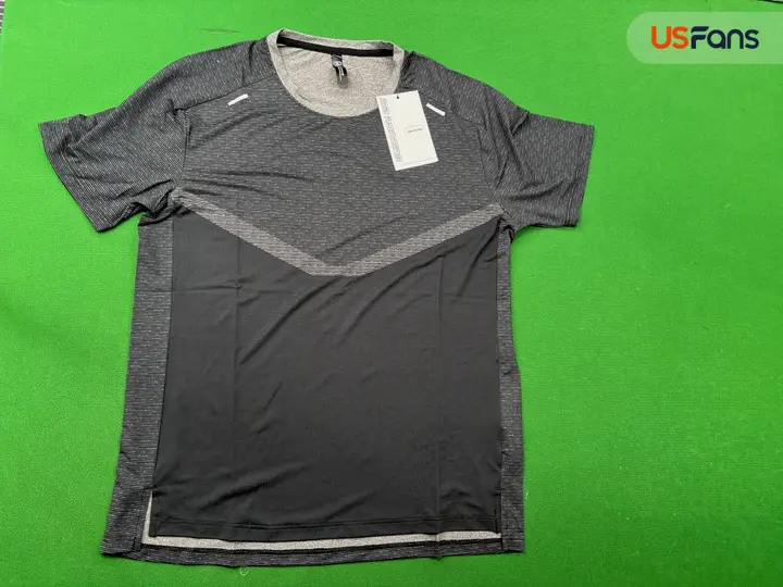 Lululemon T-Shirt Perfect for Gym QC photo 18