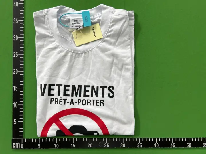Vetements No-Photo T-Shirt QC photo 1