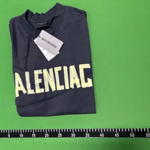 Balenciaga T-Shirt QC photo