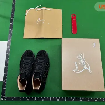 Christian Louboutin High Shoes QC photo
