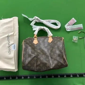 LV Speedy Traveling Bag QC photo