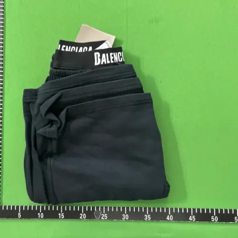 Balenciaga Shorts with Underwear (Black-Black) QC photo